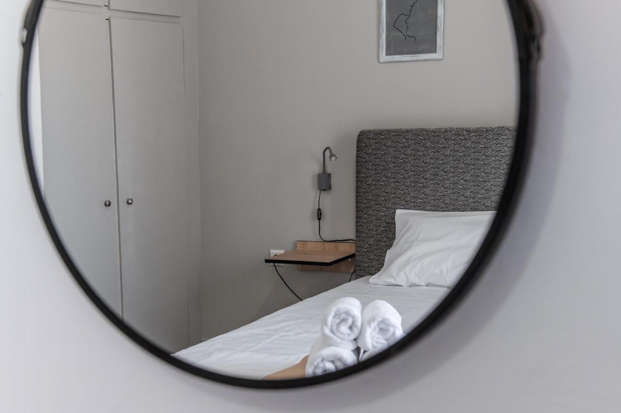 Minimalistic Apartment Petros イラクリオン エクステリア 写真